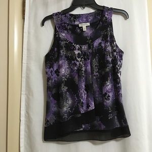 Dress Barn beautiful top Size M. Purple, silky.